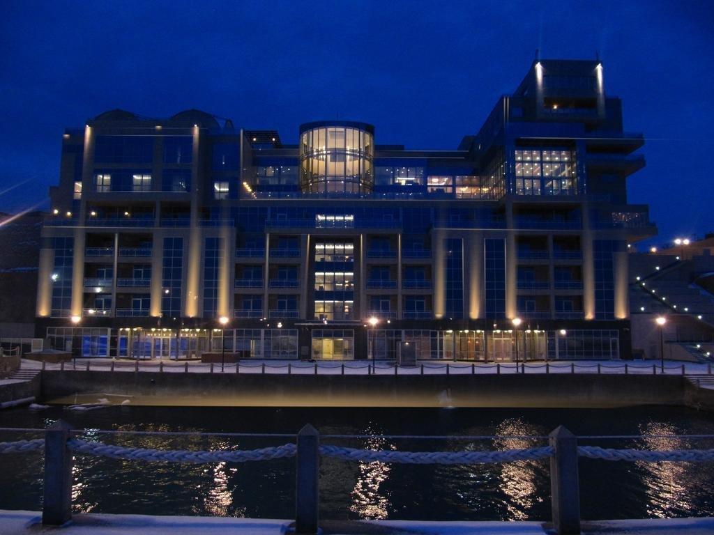 Caspian Riviera Grand Palace Hotel Aqtau Exterior foto The Supreme Court of Finland
